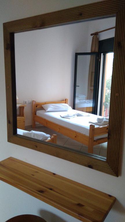 Nikolitsa Apartments Glyfada  Экстерьер фото